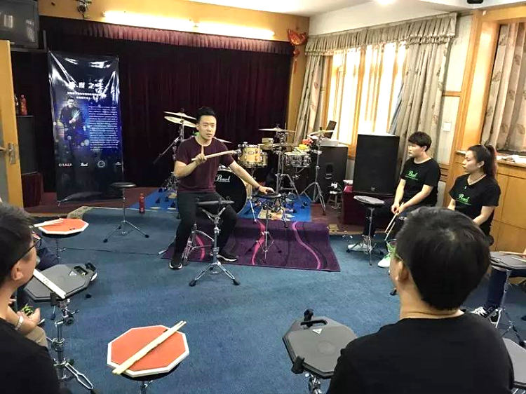 鼓校师资培训--来自美国伯克利的节奏魅力